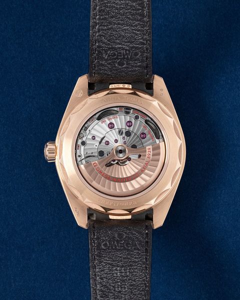 Omega Aqua Terra 150m GMT 220.53.43.22.02.001